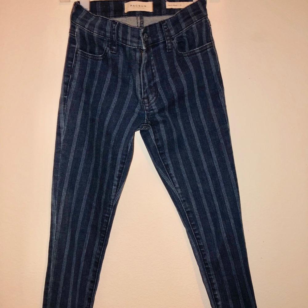 Stripped dark wash jeans